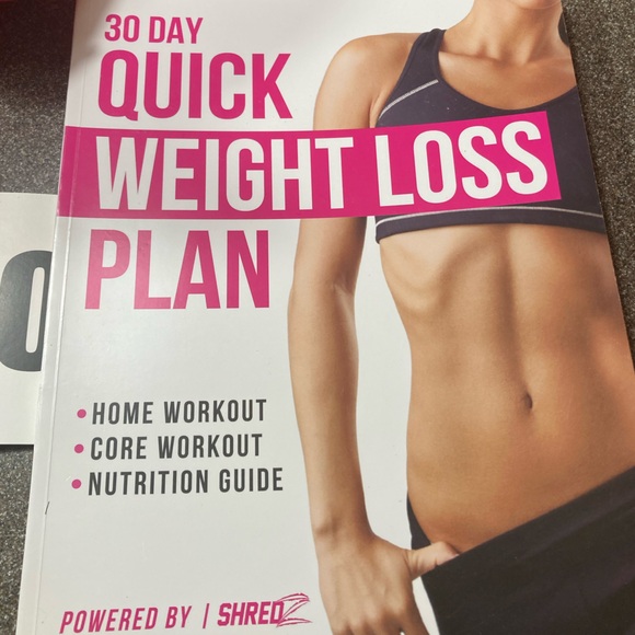 ShredZ Gym Bag - Red, progress cards and 30 day quick weight loss plan - Picture 5 of 10